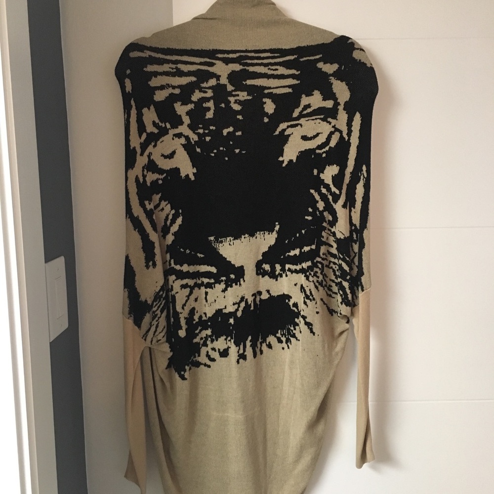 Beige tiger cardigan